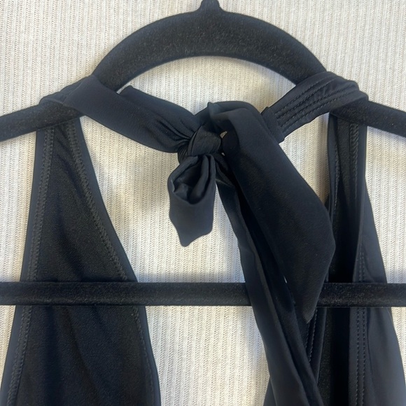 Boohoo Plus NWT Control Halterneck Swimsuit Black Size 16 - Picture 15 of 15
